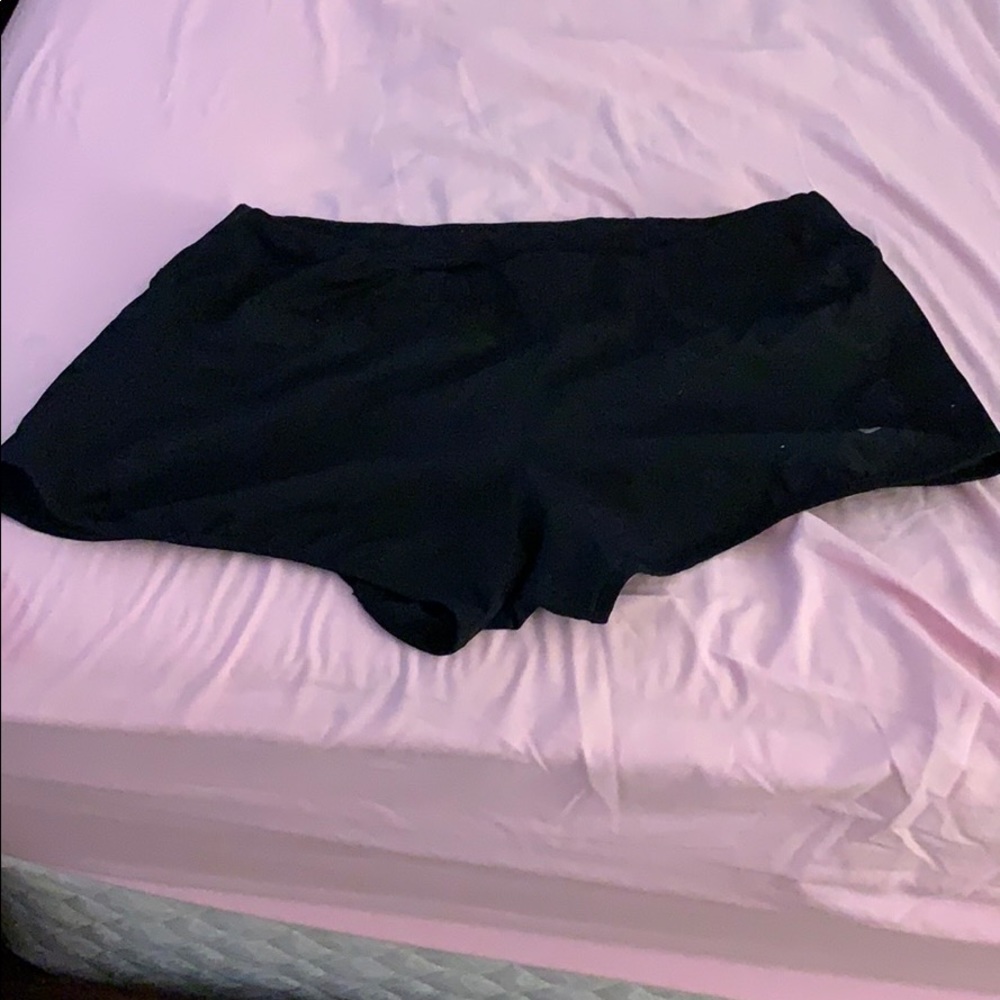 Running shorts